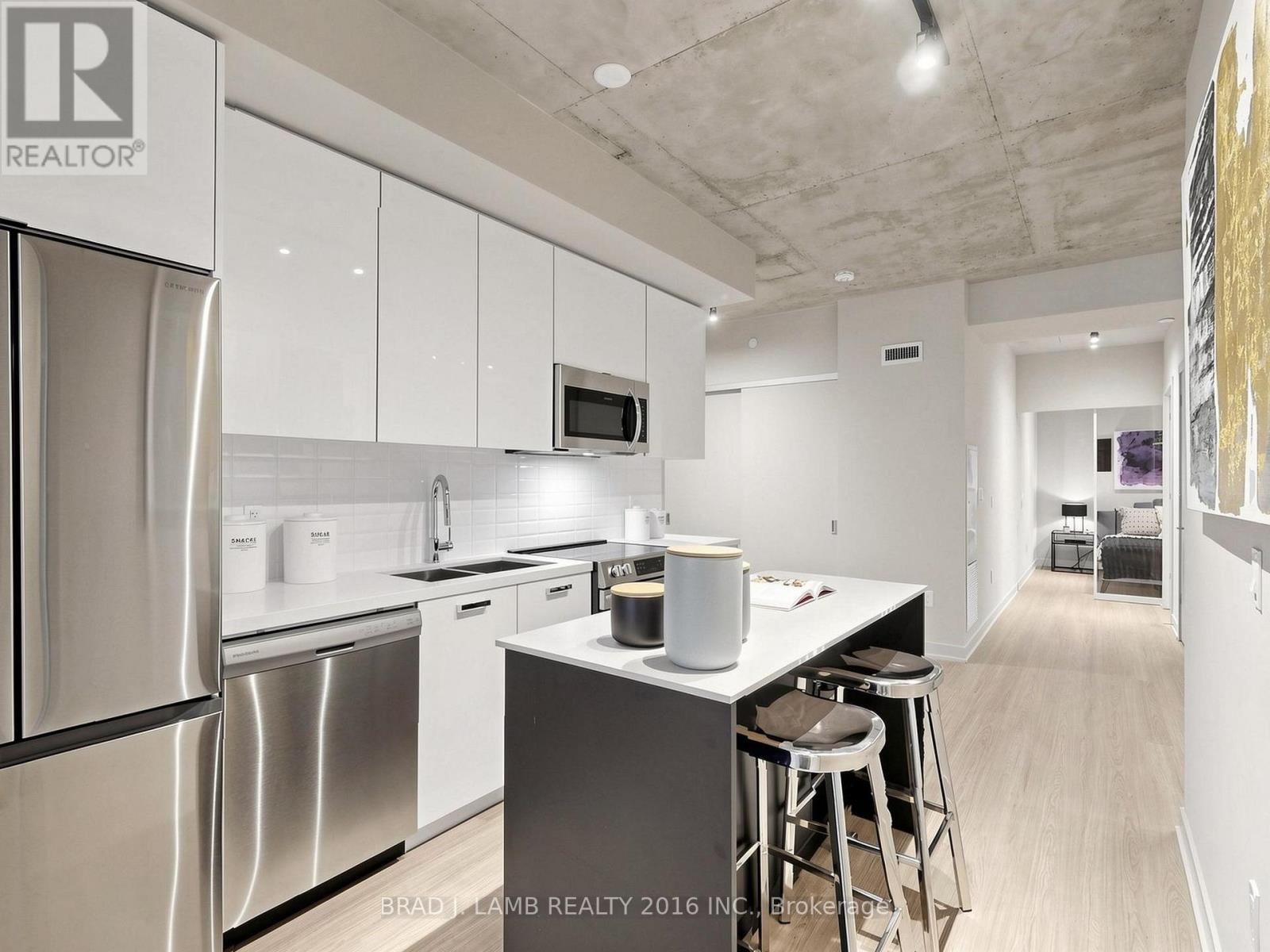 305 - 284 King Street E Property Photo 10