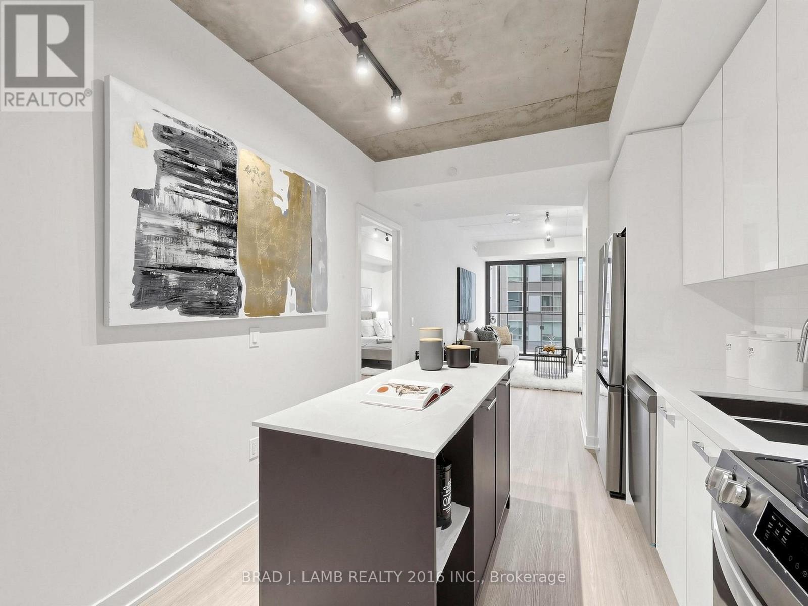 405 - 284 King Street E Property Photo 12