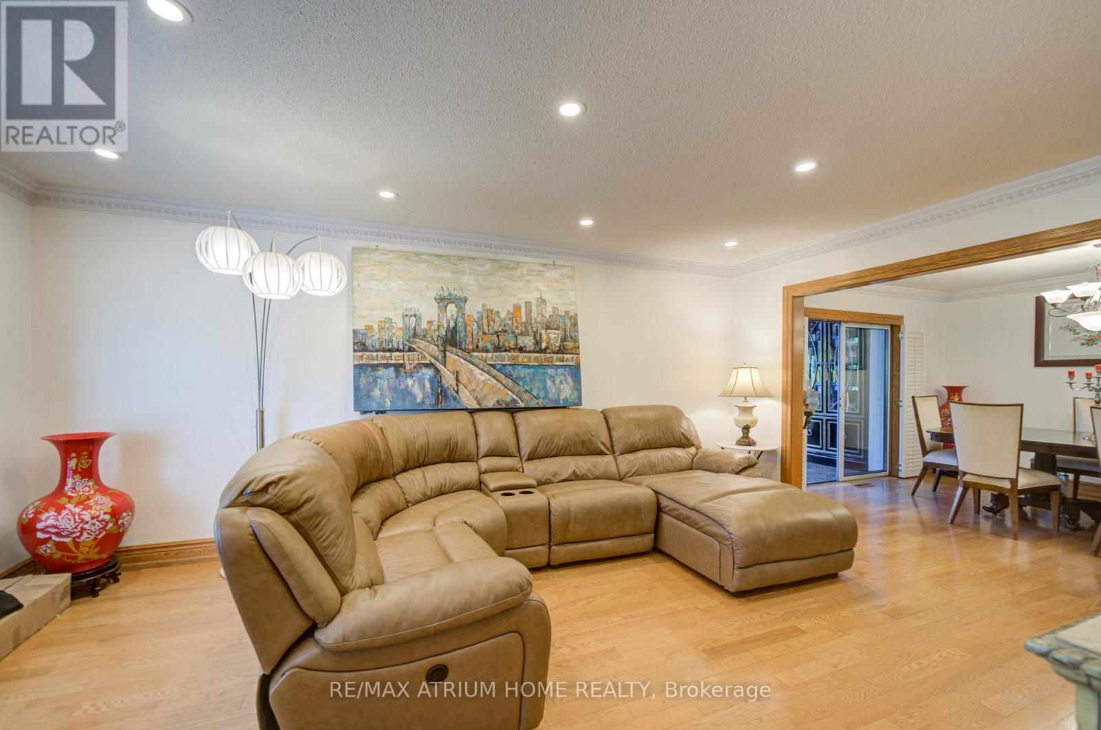 8 Patrick Boulevard Property Photo 8