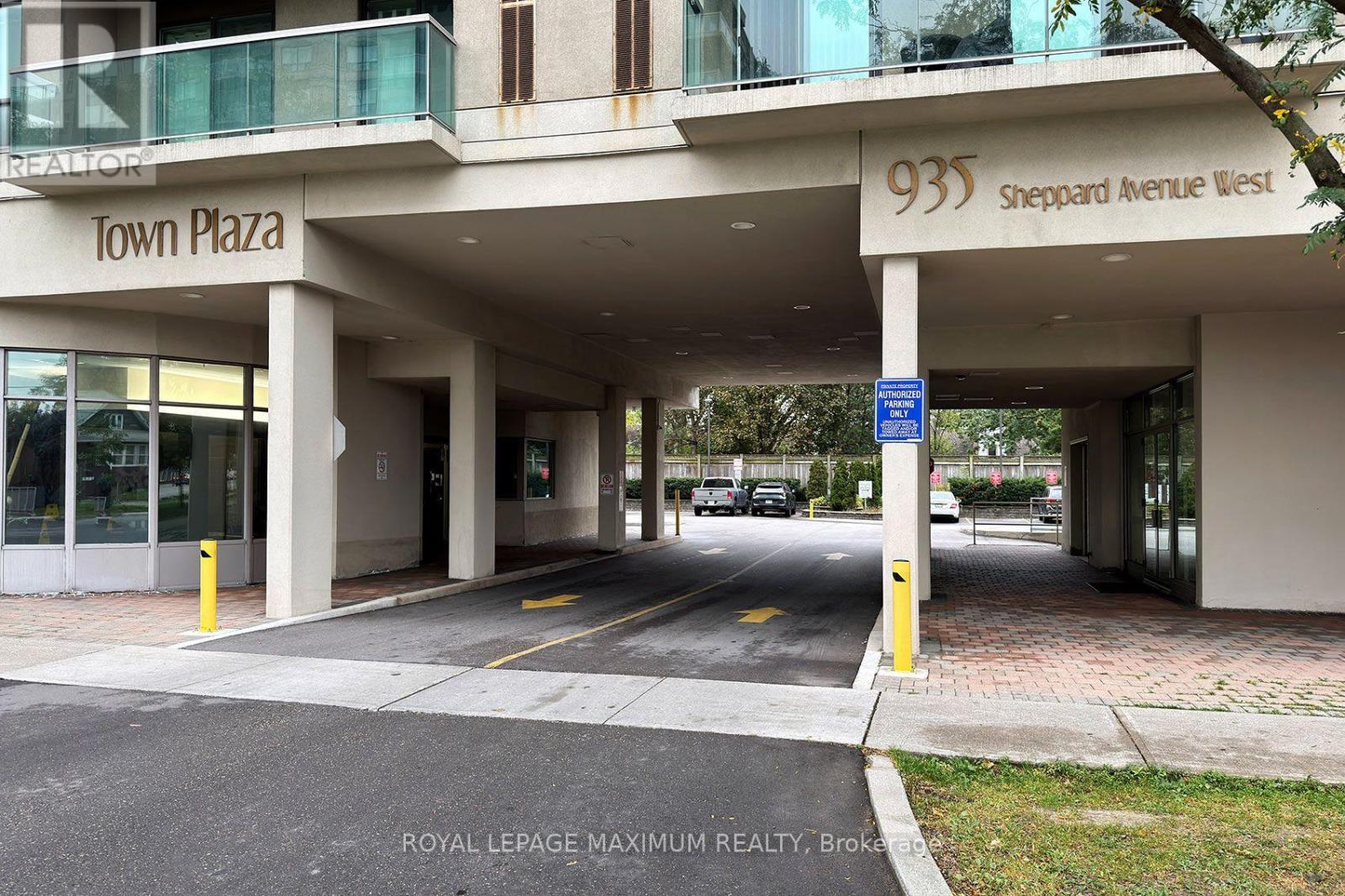 505 - 935 Sheppard Avenue W Property Photo 2