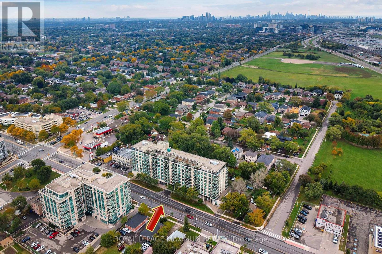 505 - 935 Sheppard Avenue W Property Photo 3