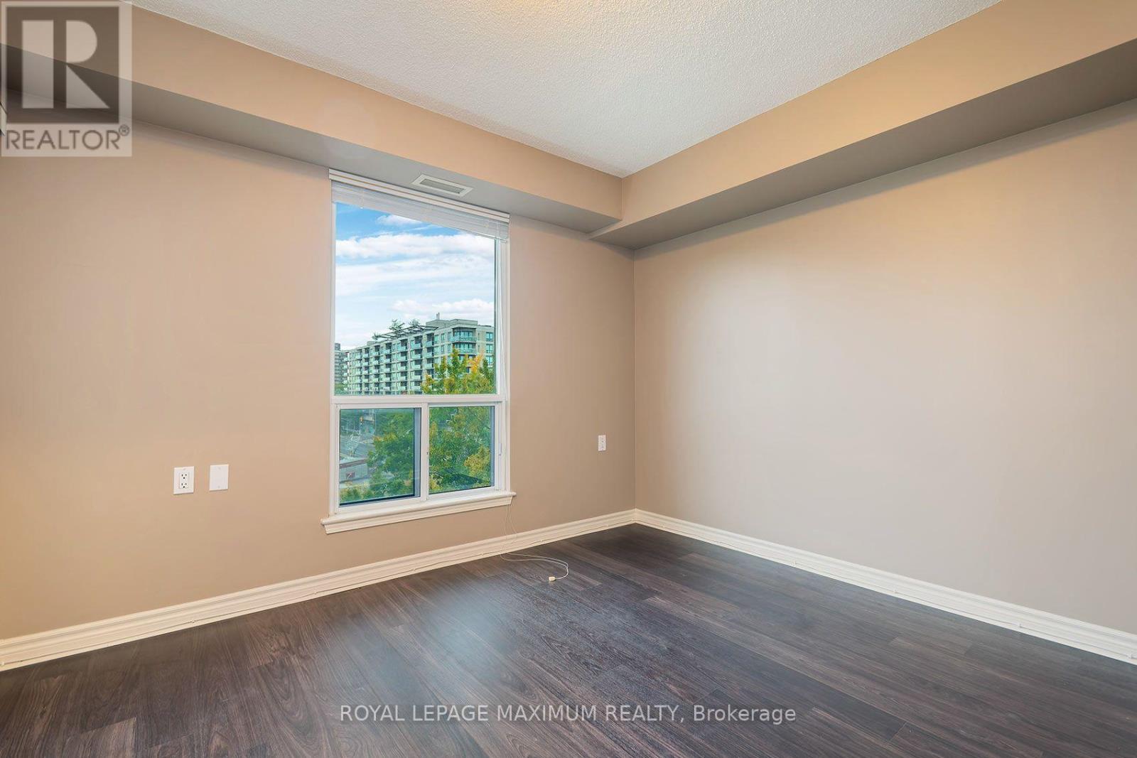 505 - 935 Sheppard Avenue W Property Photo 26