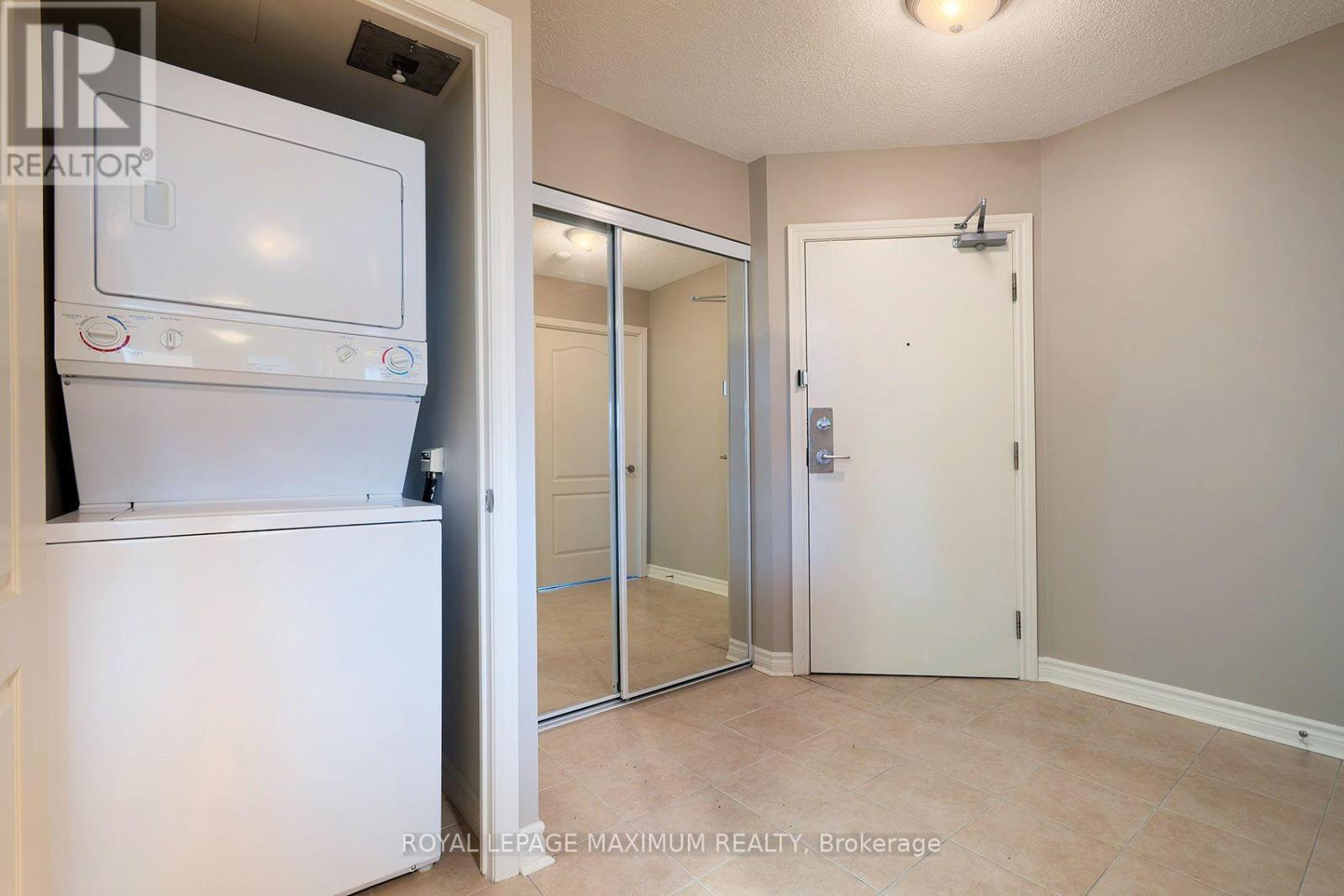 505 - 935 Sheppard Avenue W Property Photo 30