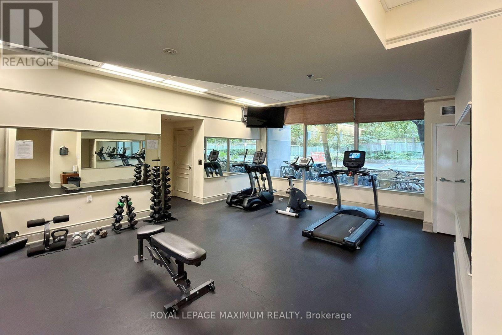 505 - 935 Sheppard Avenue W Property Photo 31