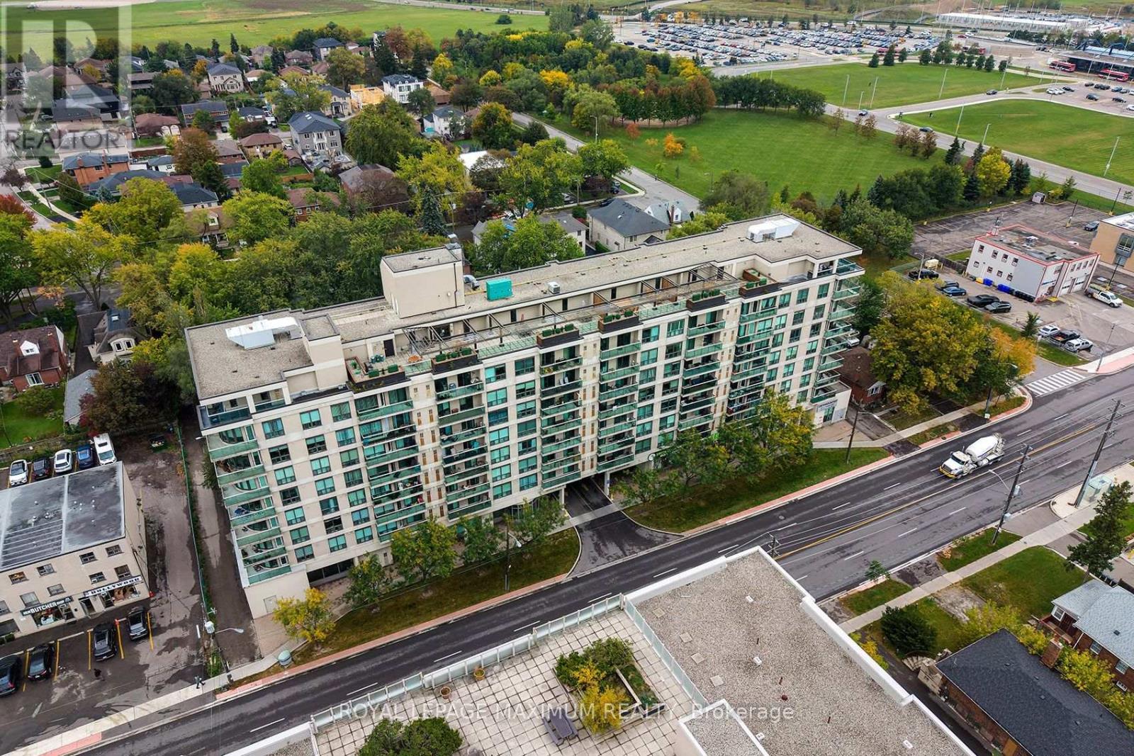 505 - 935 Sheppard Avenue W Property Photo 35