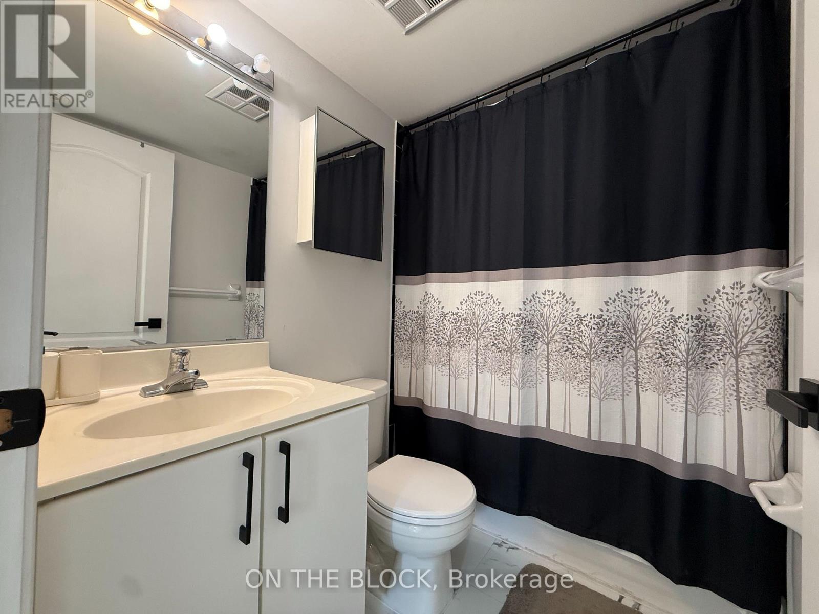 223 - 28 Douro Street Property Photo 16