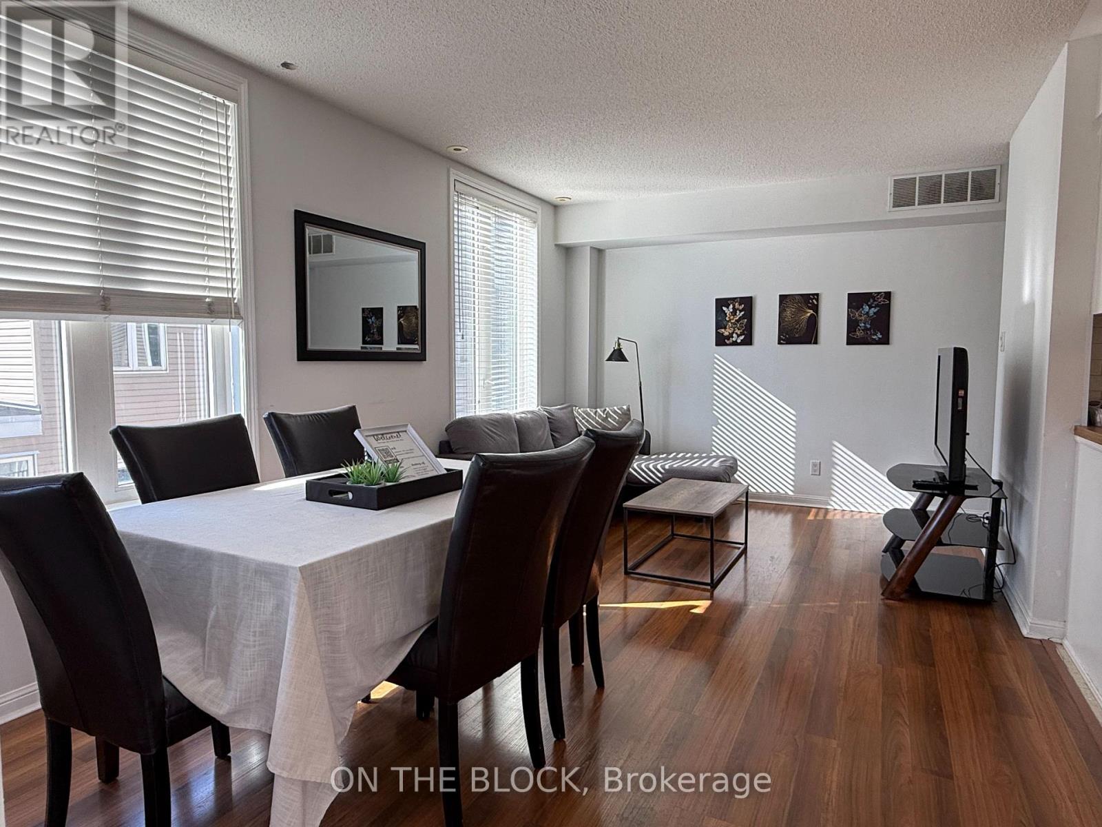 223 - 28 Douro Street Property Photo 30