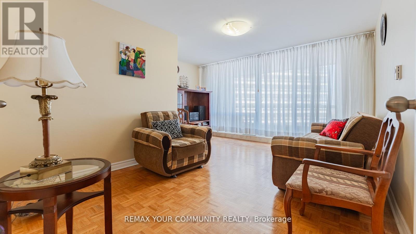 702 - 115 Antibes Drive Property Photo 5