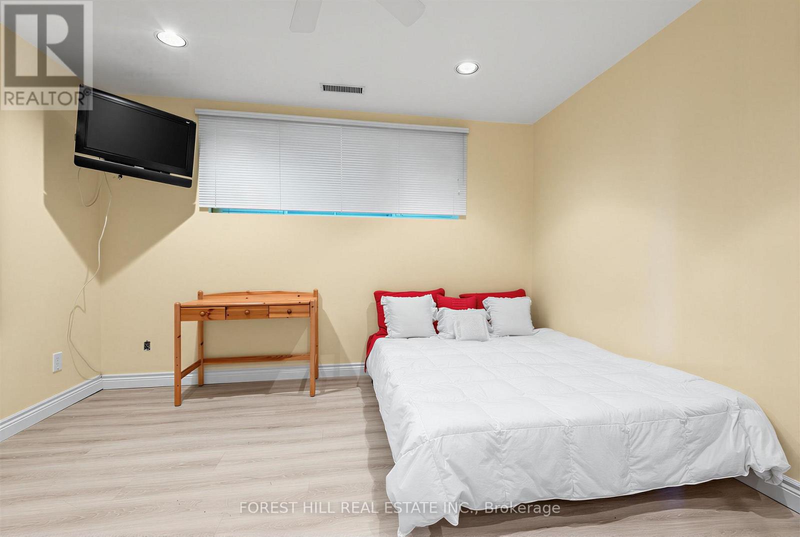 4 Abrams Place Property Photo 22