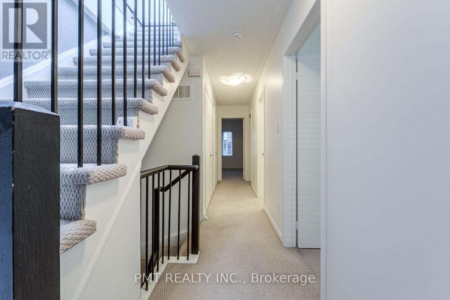 23 - 11 Niagara Street Property Photo 29