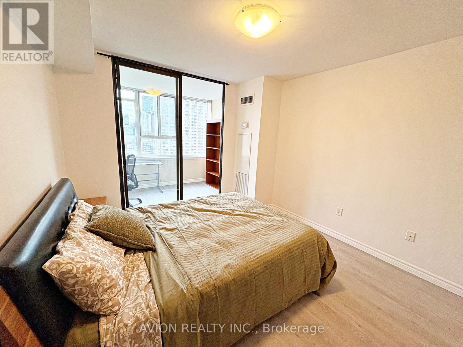 #1917 - 45 Carlton Street Property Photo 19