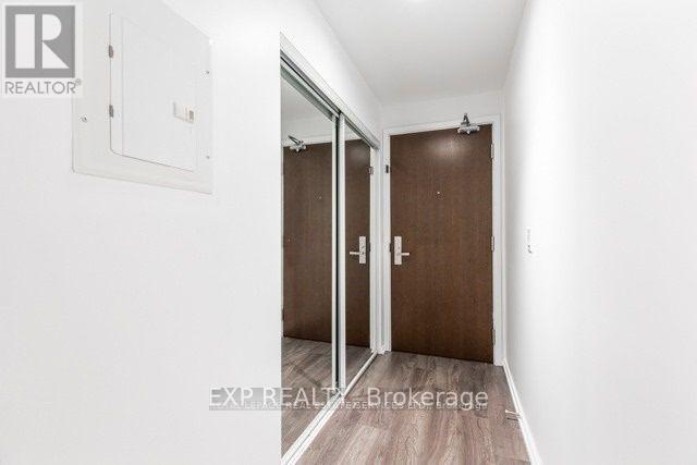 4515 - 70 Temperance Street Property Photo 4