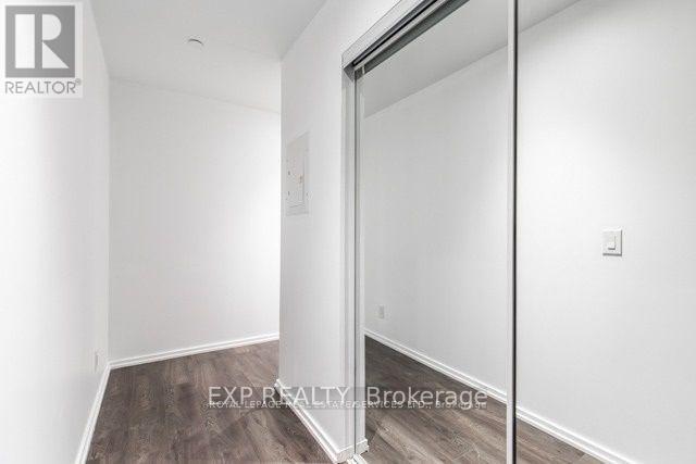 4515 - 70 Temperance Street Property Photo 5