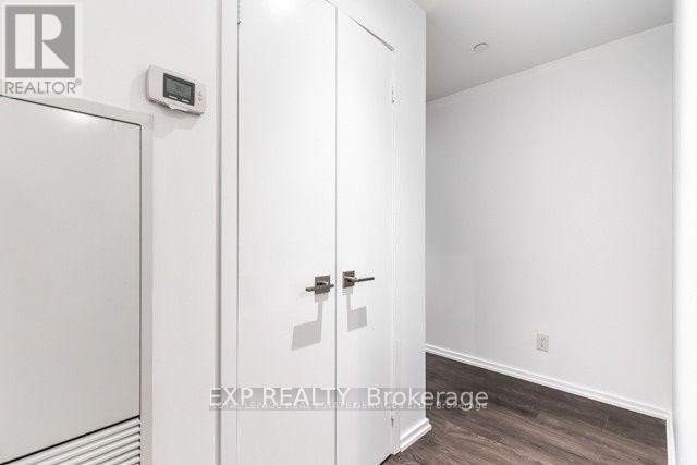 4515 - 70 Temperance Street Property Photo 6