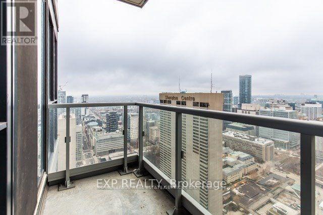 4515 - 70 Temperance Street Property Photo 18