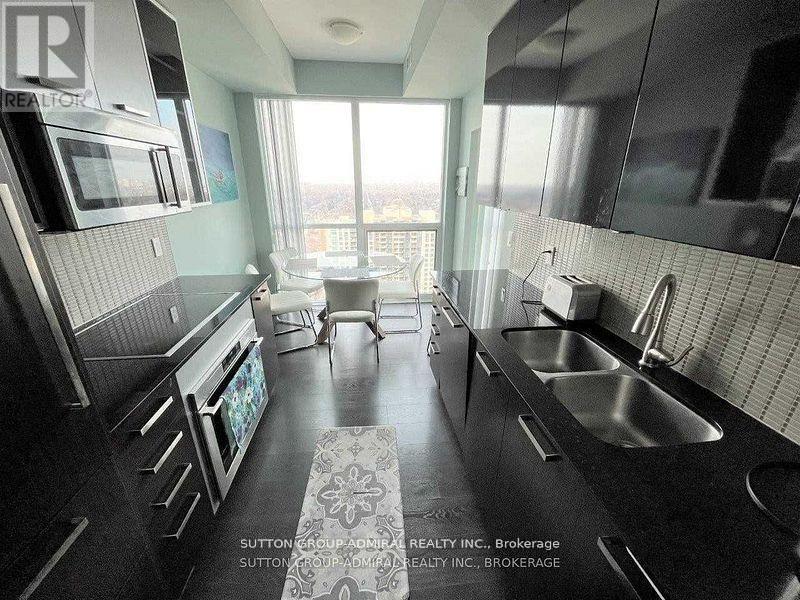 2705 - 5168 Yonge Street Property Photo 4