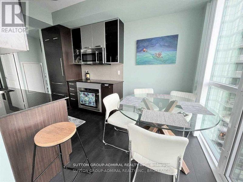 2705 - 5168 Yonge Street Property Photo 7