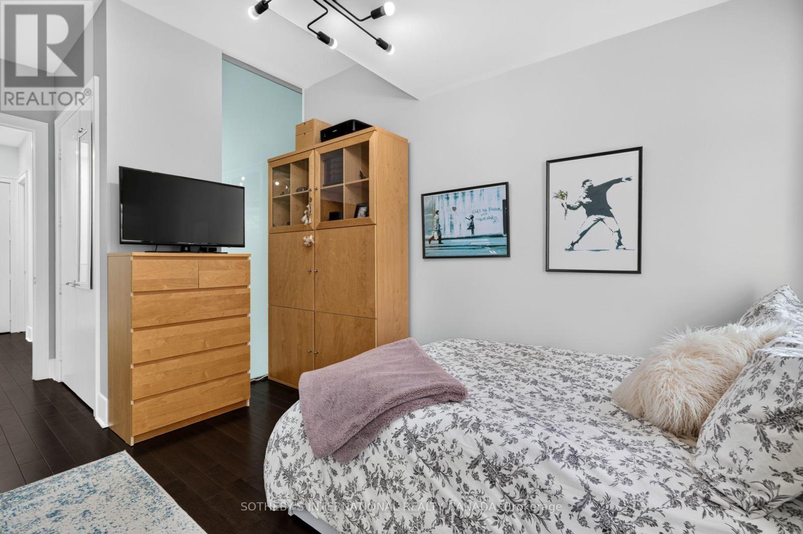 Th 114 - 29 Queens Quay E Property Photo 30