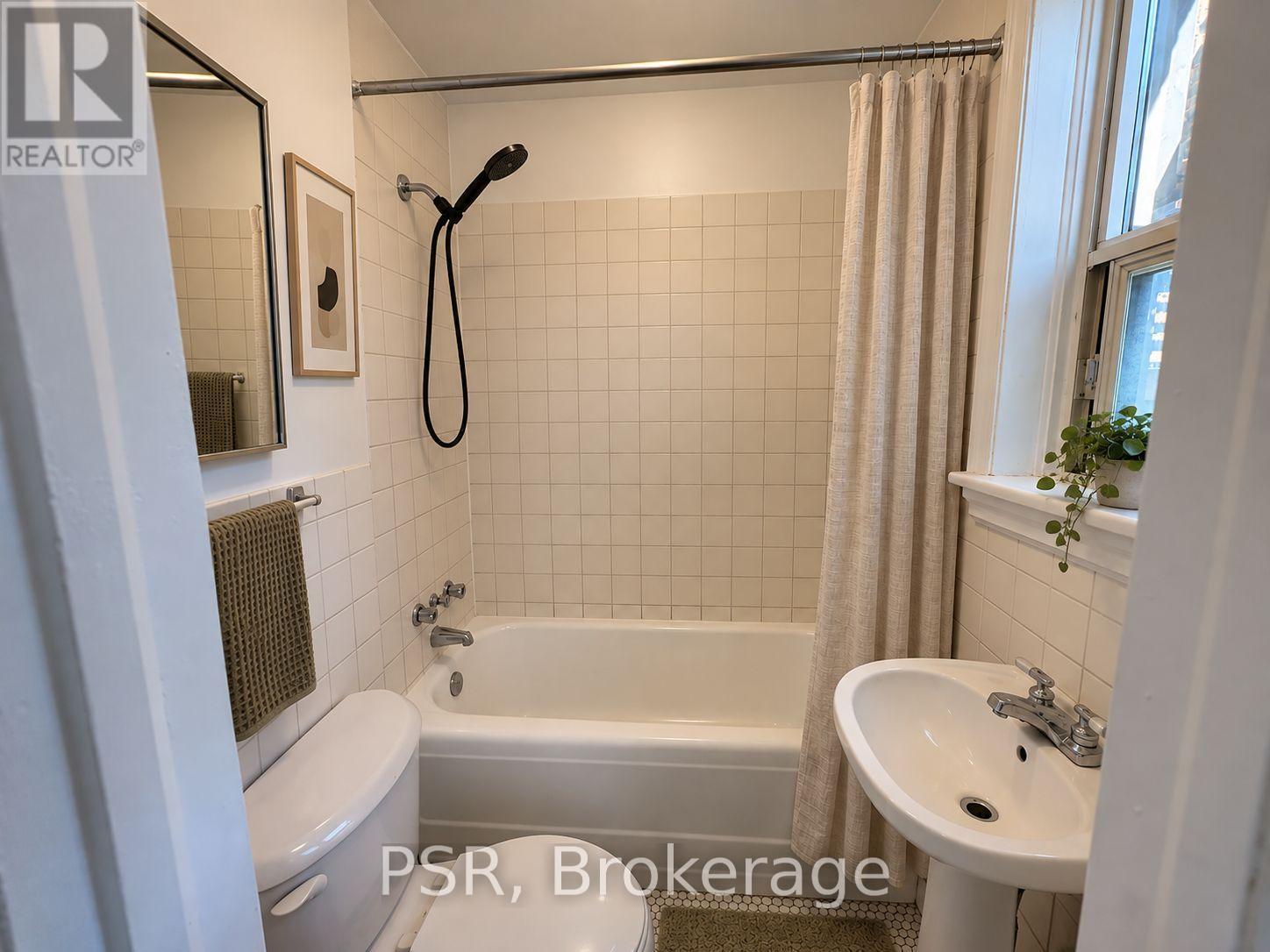 307 - 105 Kenwood Avenue Property Photo 4