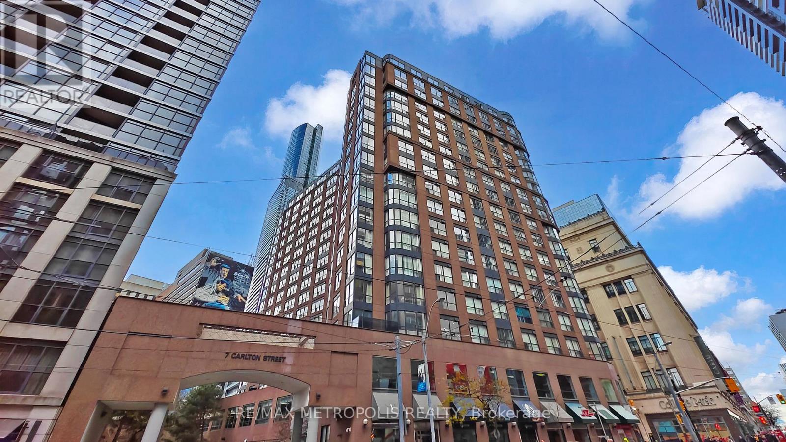 1702 - 7 Carlton Street Property Photo 1