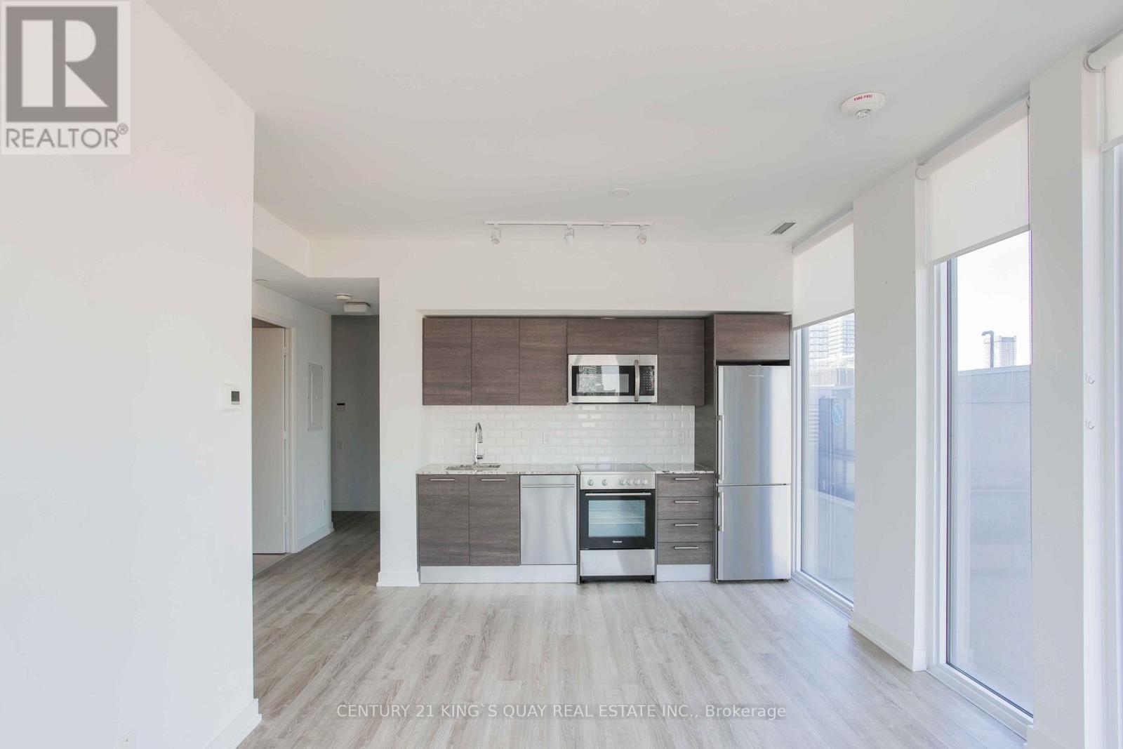2509 - 28 Wellesley Street E Property Photo 1
