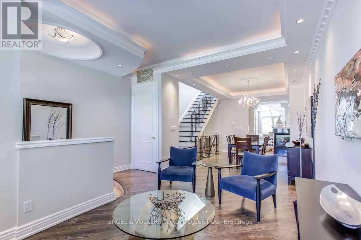 405 Bedford Park Avenue Property Photo 2