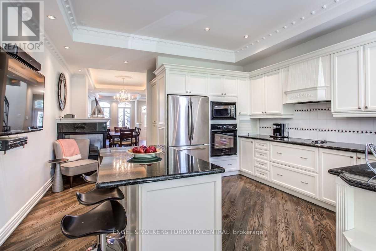 405 Bedford Park Avenue Property Photo 9