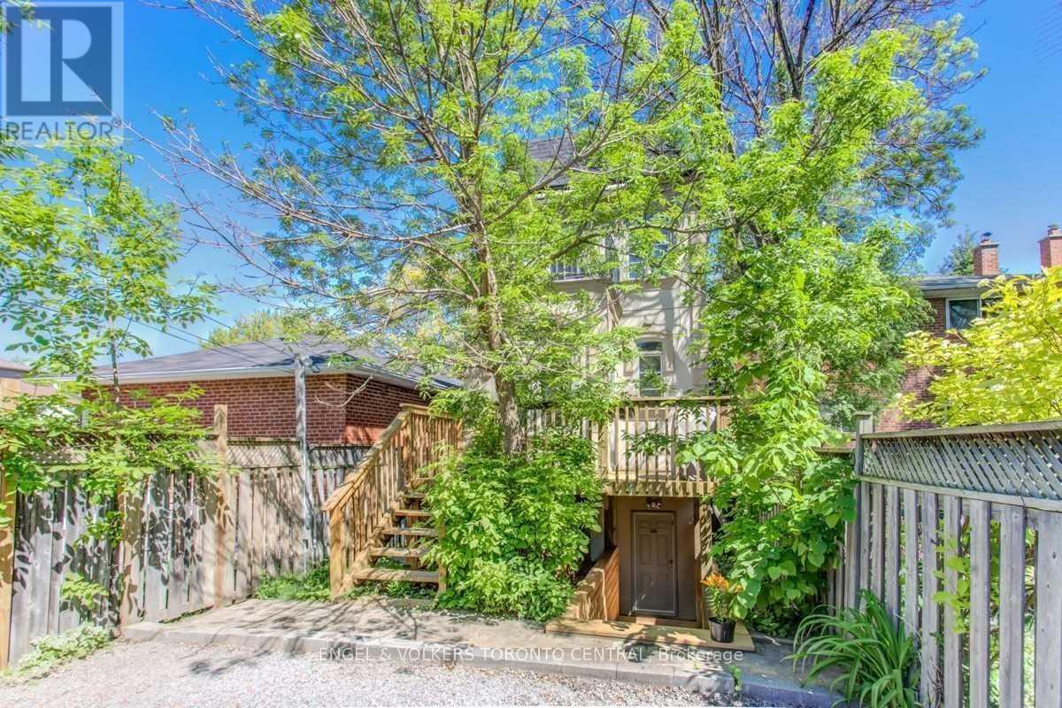405 Bedford Park Avenue Property Photo 15