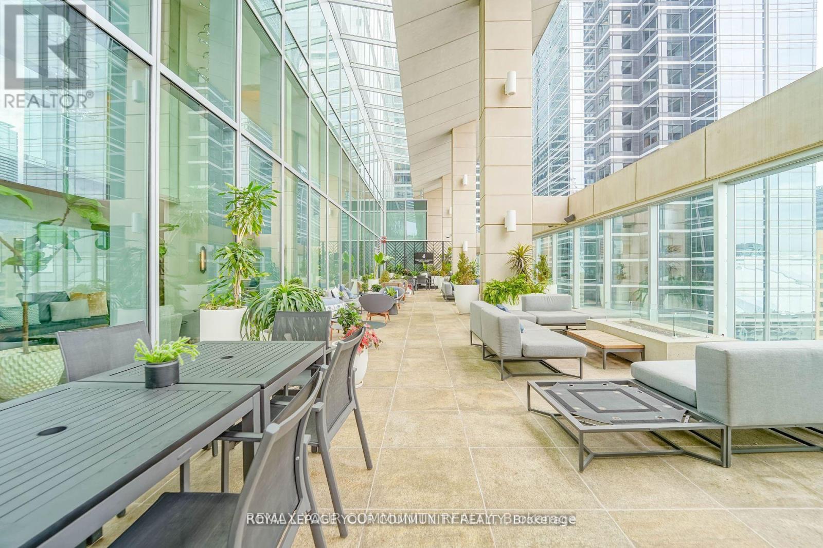 3903 - 183 Wellington Street W Property Photo 26