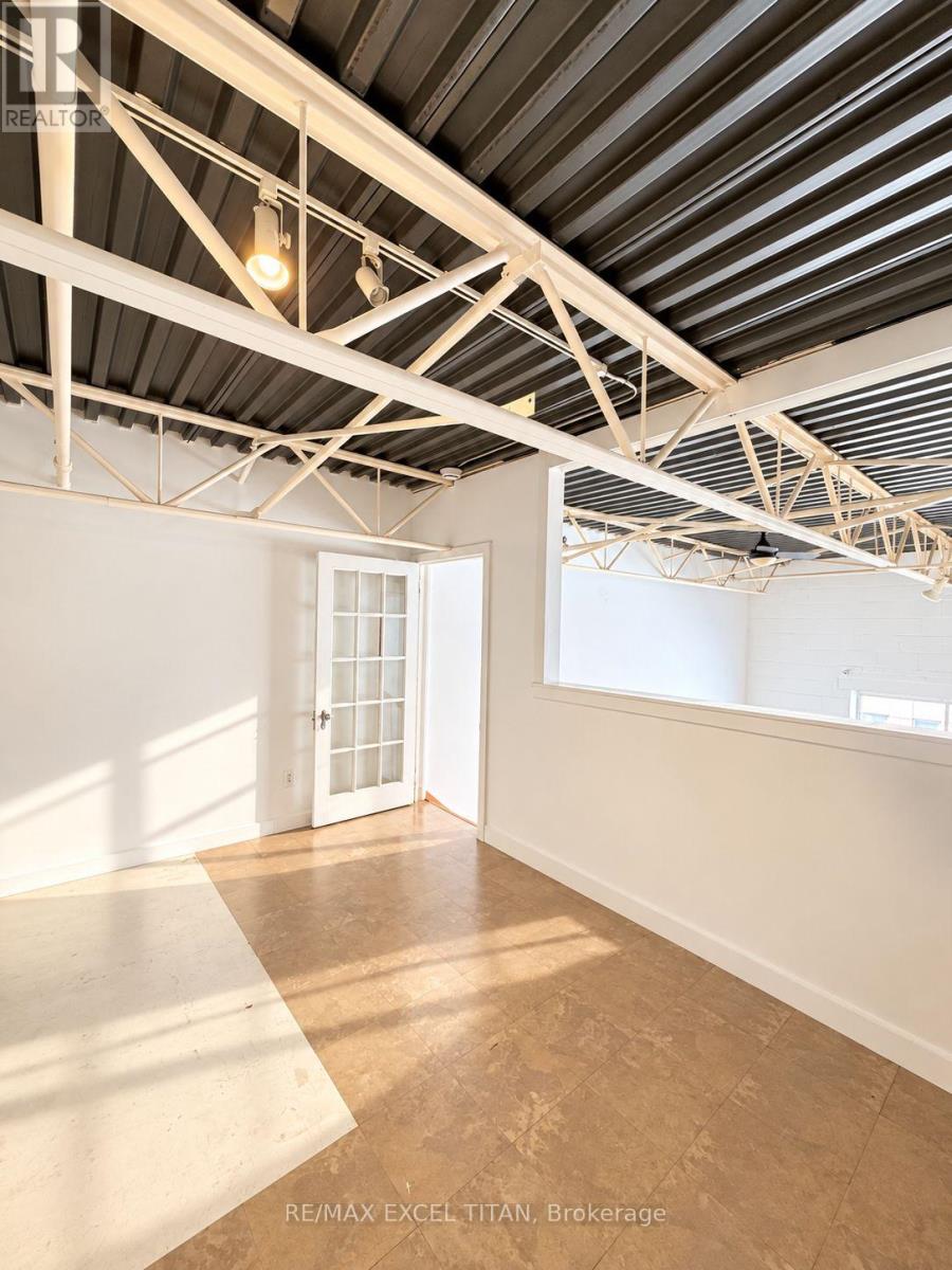 213 - 227 Sterling Road E Property Photo 15
