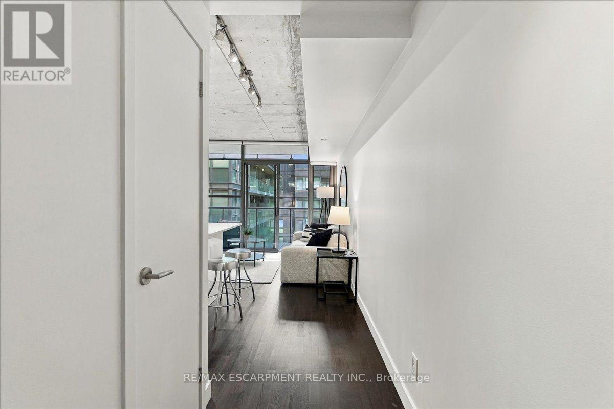 613 - 25 Oxley Street Property Photo 8