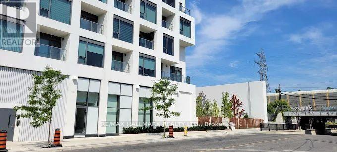 Ph23 - 280 Howland Avenue Property Photo 4