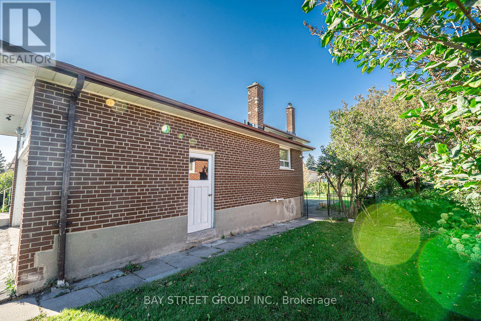 42 Faye Drive Property Photo 39