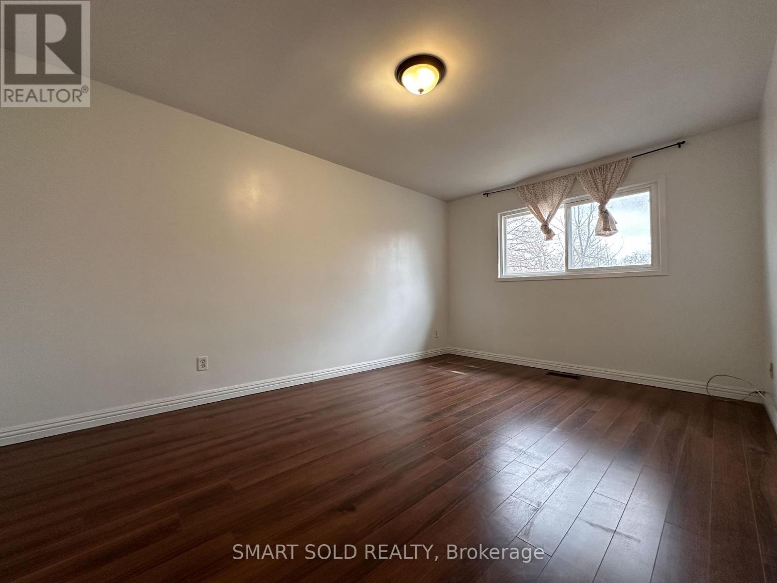 117 Micmac Crescent Property Photo 4