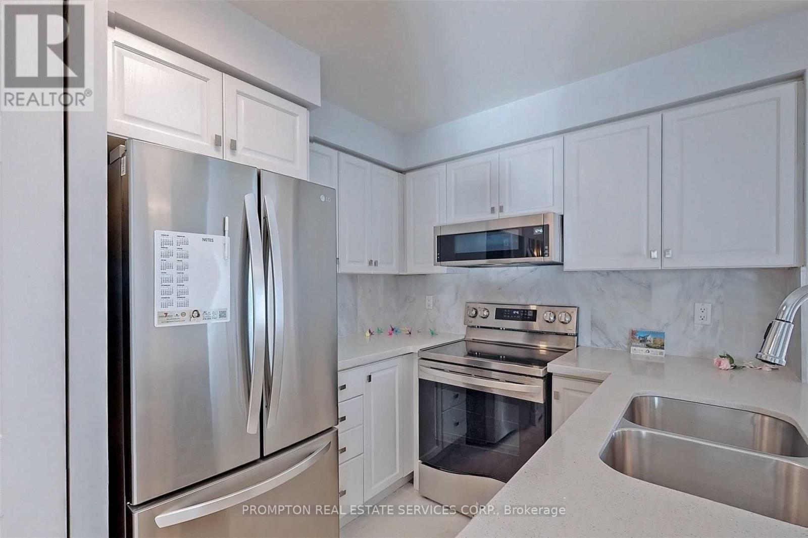 2205 - 7 Lorraine Drive Property Photo 2