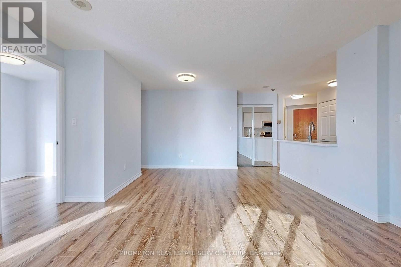 2205 - 7 Lorraine Drive Property Photo 9