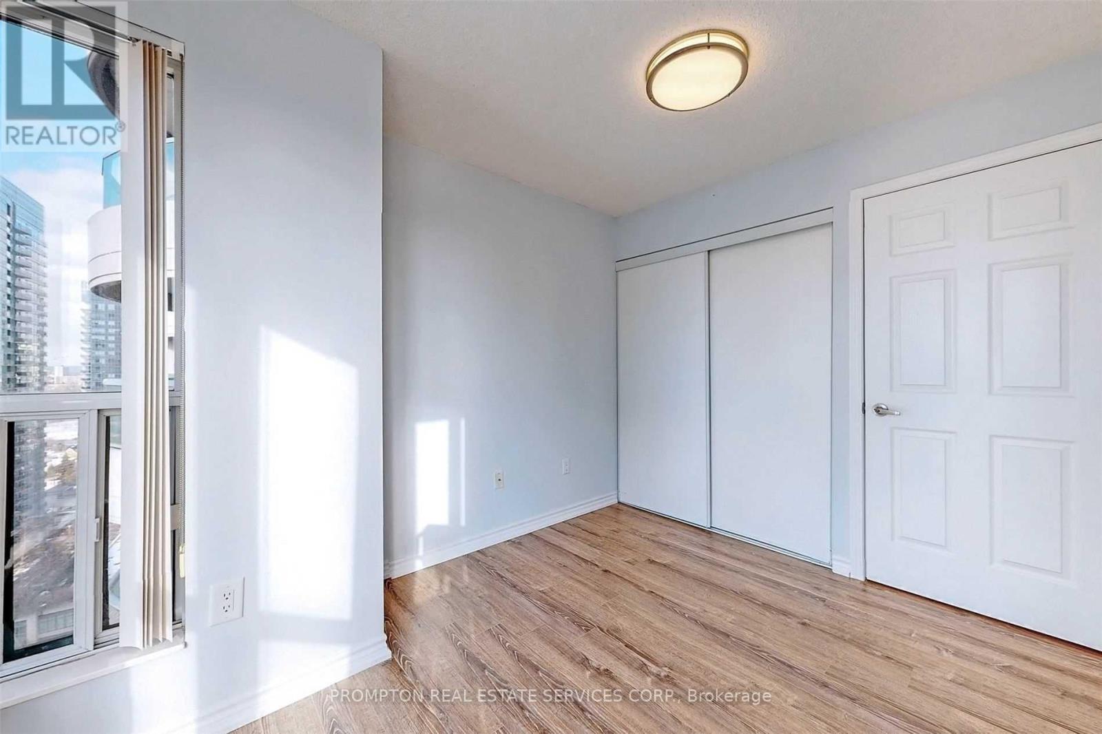 2205 - 7 Lorraine Drive Property Photo 25