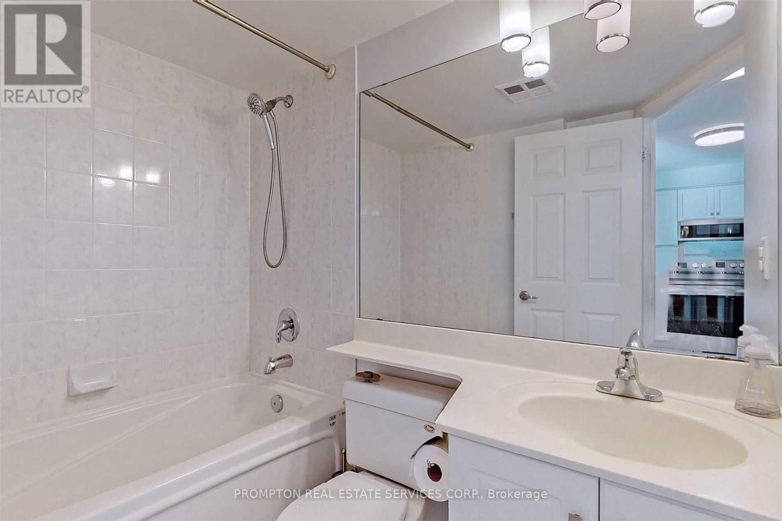 2205 - 7 Lorraine Drive Property Photo 26