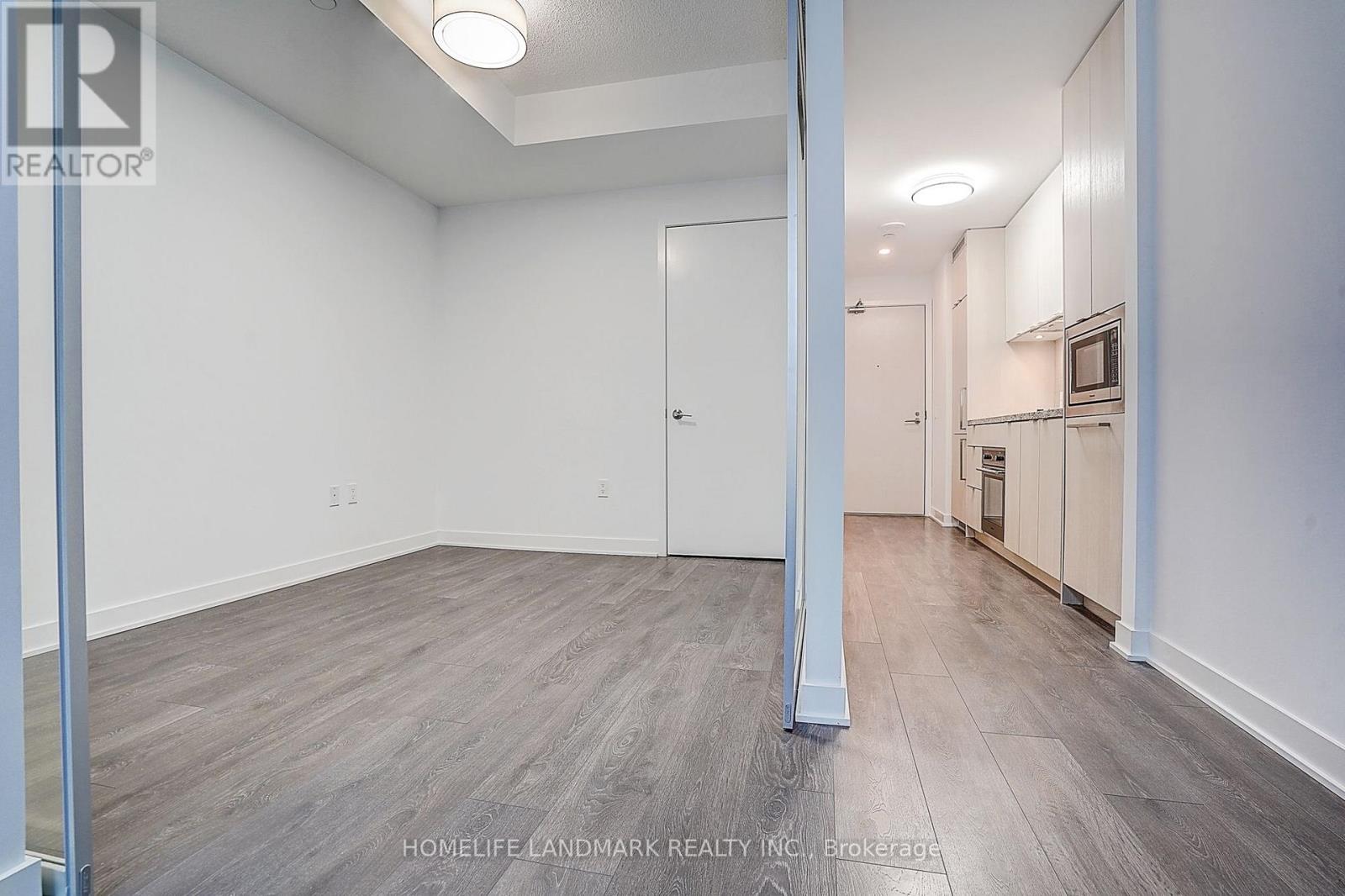 702 - 115 Blue Jays Way Property Photo 29
