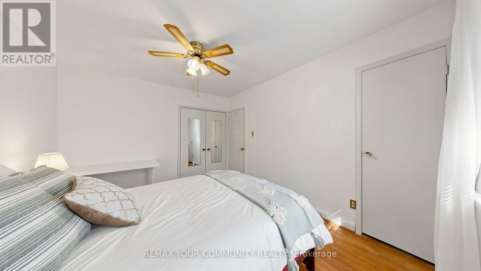 487 Hounslow Avenue Property Photo 22