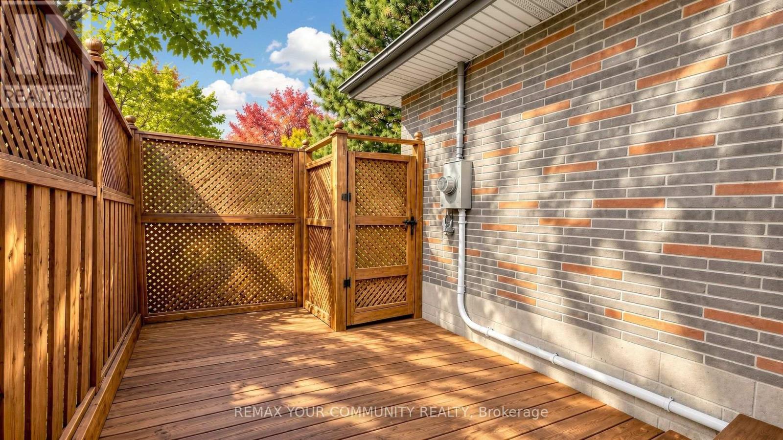 487 Hounslow Avenue Property Photo 49