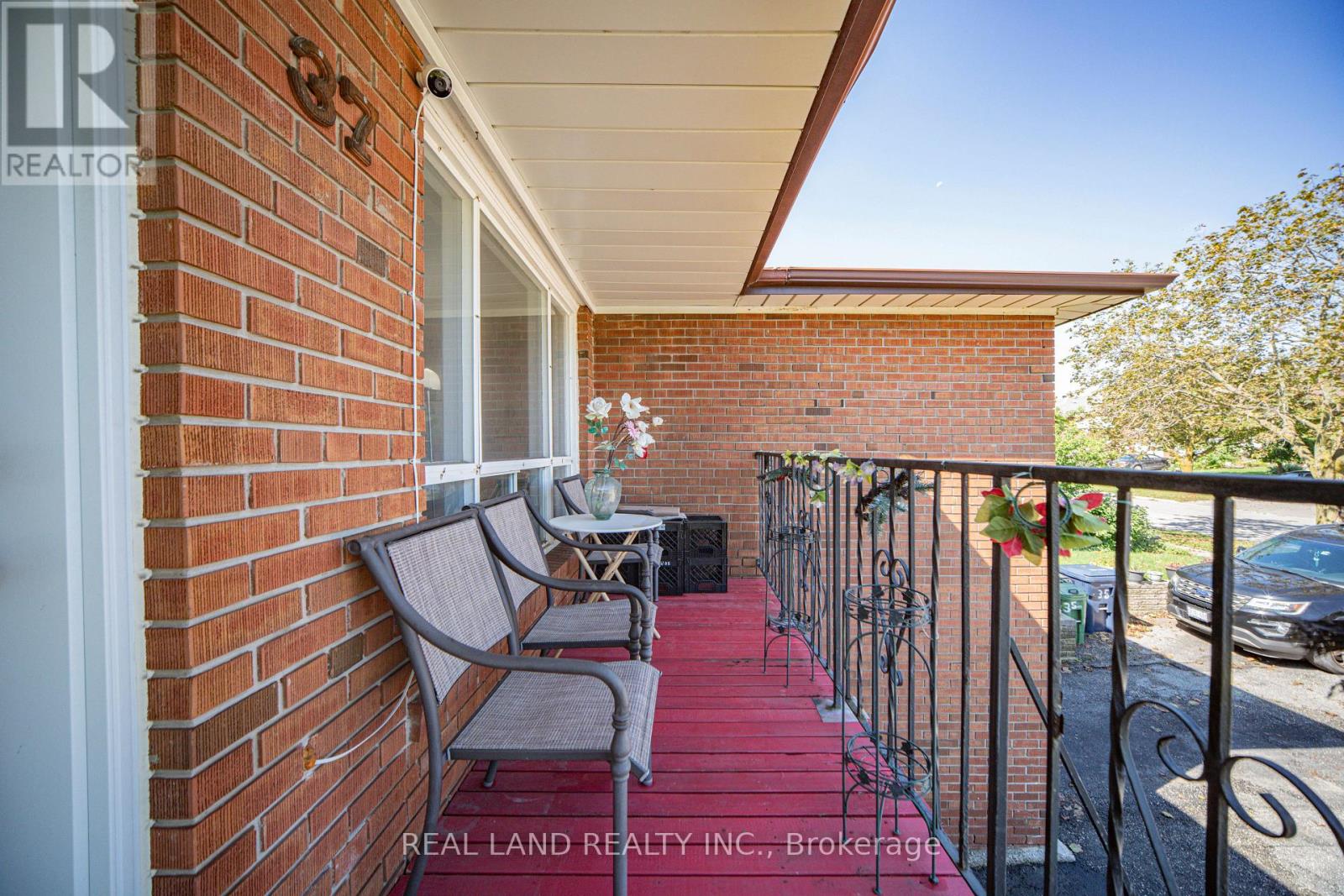 37 Pawnee Avenue Property Photo 3