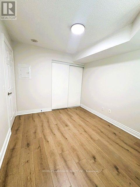 315 - 25 Greenview Avenue Property Photo 14