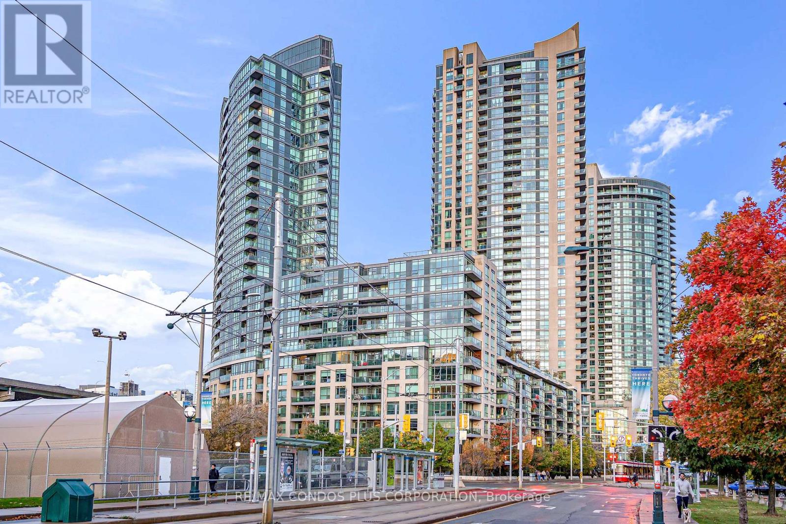 1609 - 231 Fort York Boulevard Property Photo 1