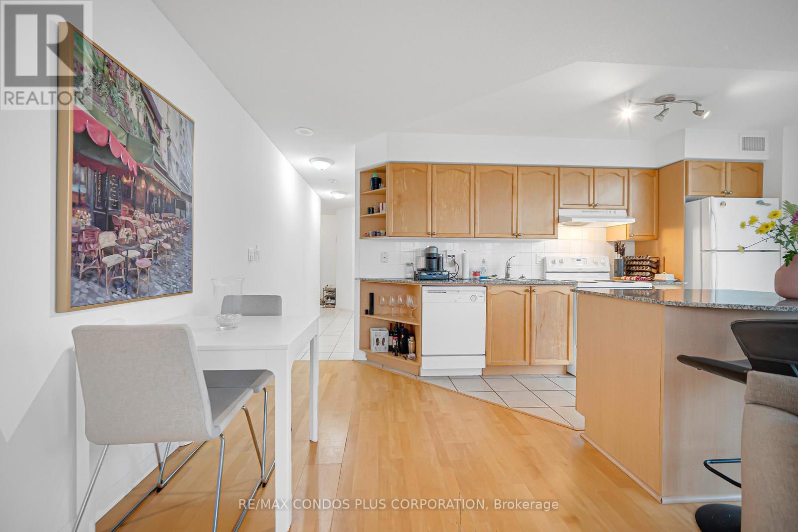 1609 - 231 Fort York Boulevard Property Photo 11