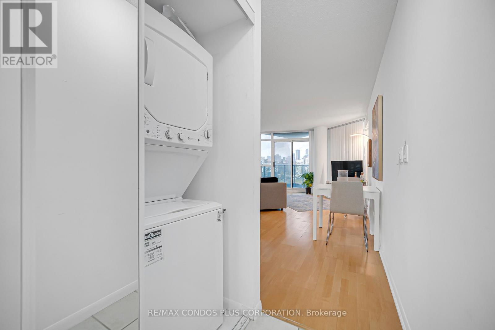 1609 - 231 Fort York Boulevard Property Photo 19