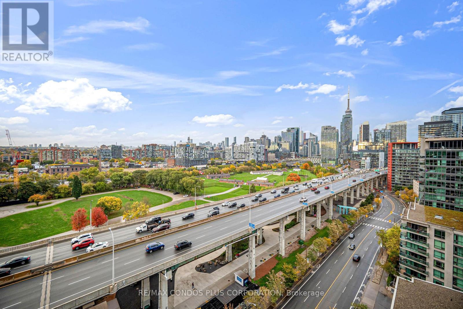 1609 - 231 Fort York Boulevard Property Photo 24