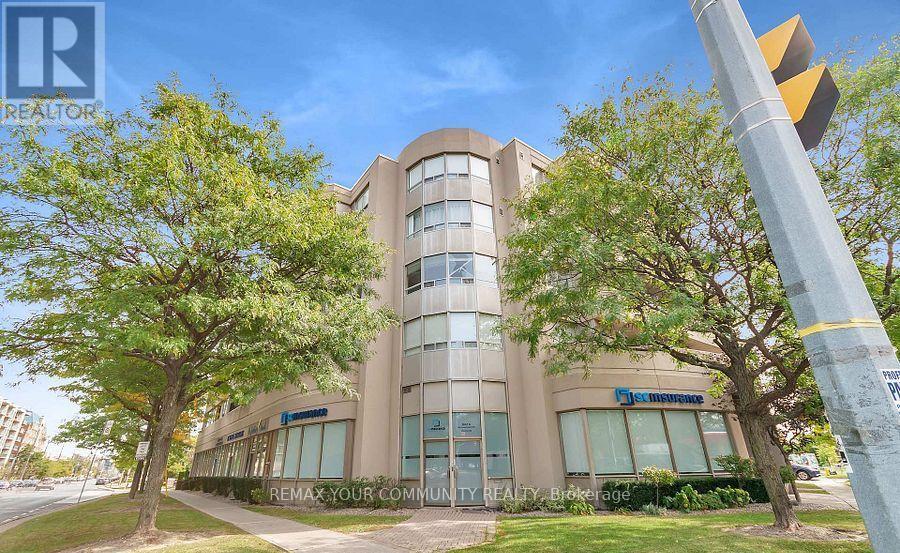 305 - 555 WILSON HEIGHTS BOULEVARD Property Photo 1