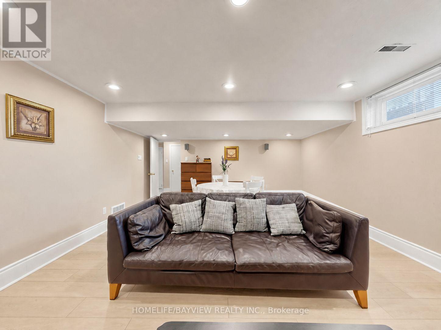 39 Shenstone(basement) Road Property Photo 13