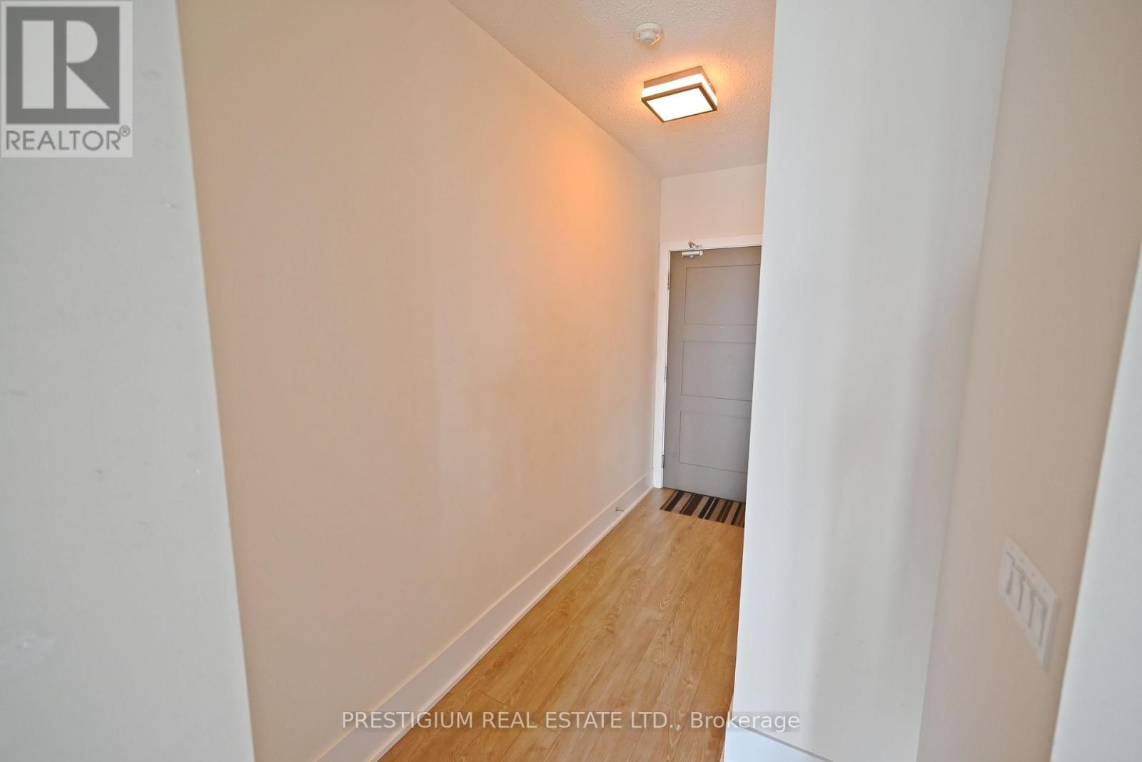 2601 - 300 Front Street W Property Photo 15